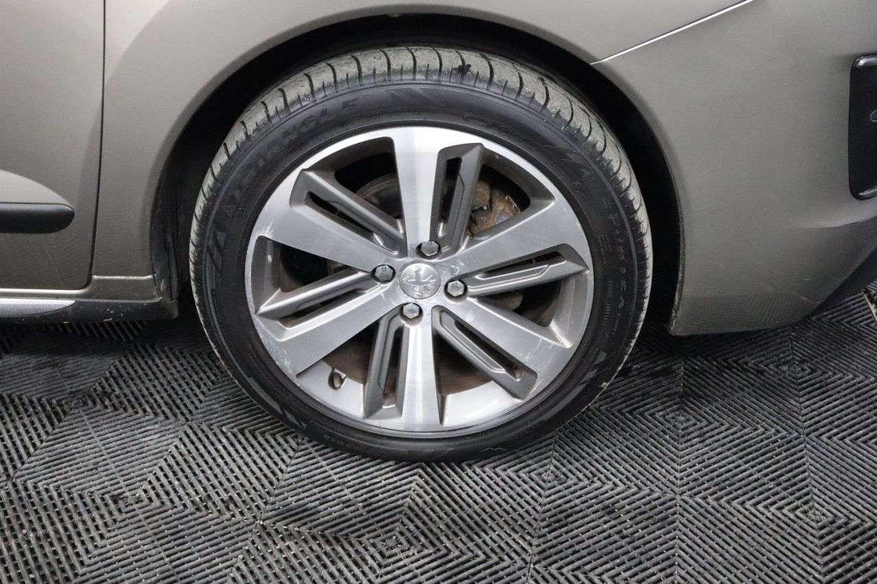 2016 PEUGEOT 3008 2016 PEUGEOT 3008