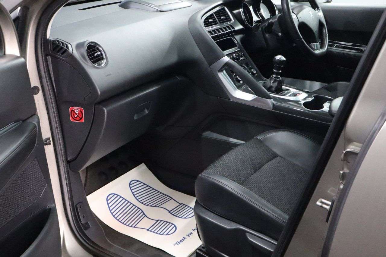 2016 PEUGEOT 3008 2016 PEUGEOT 3008