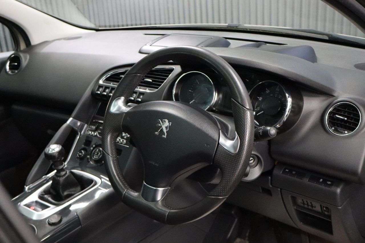 2016 PEUGEOT 3008 2016 PEUGEOT 3008