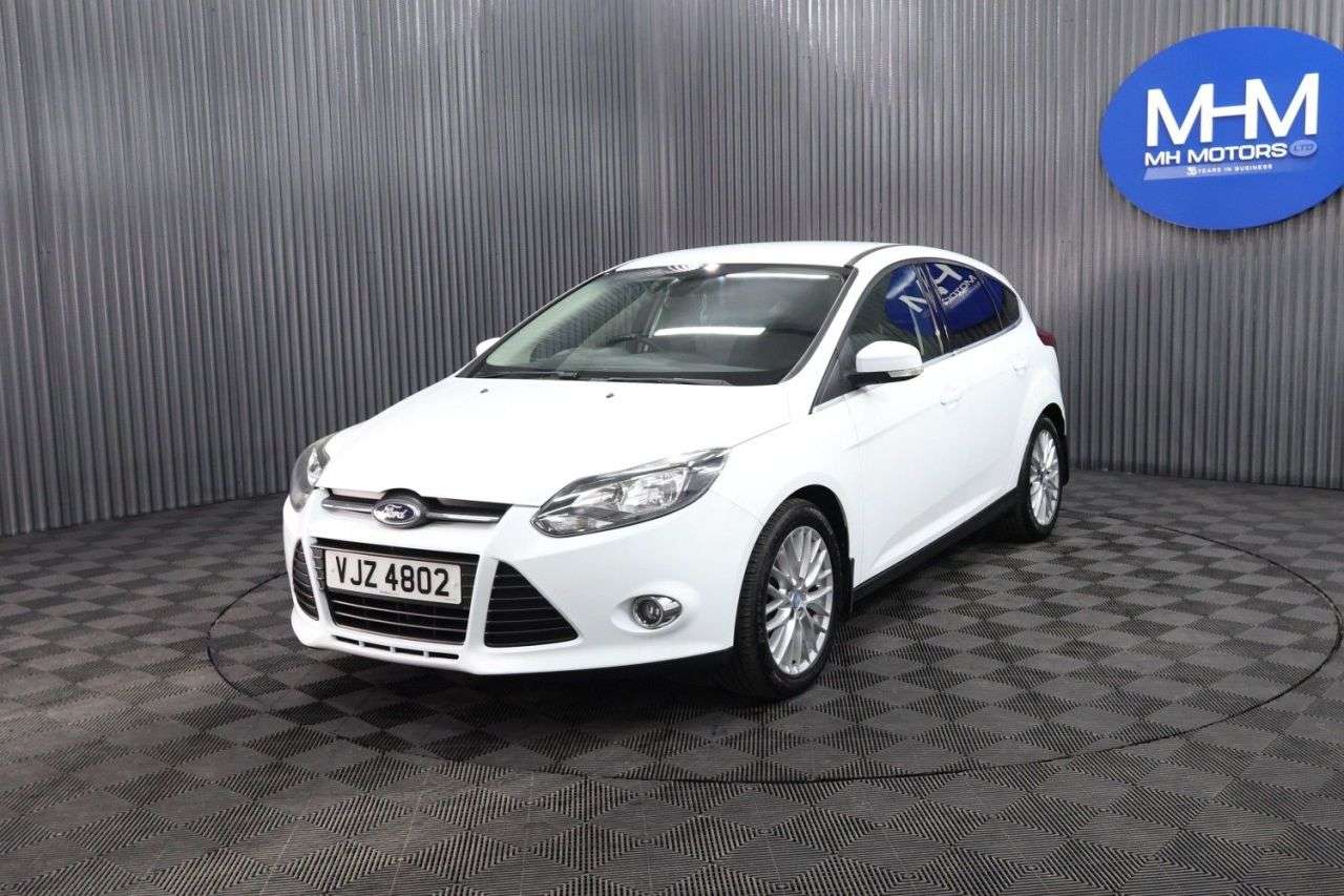 A 2012 FORD FOCUS 1.6 TDCi Zetec Hatchback 5dr Diesel Manual Euro 5 (s/s) (115 ps) SERVICE HI A 2012 FORD FOCUS 1.6 TDCi Zetec Hatchback 5dr Diesel Manual Euro 5 (s/s) (115 ps) SERVICE HI