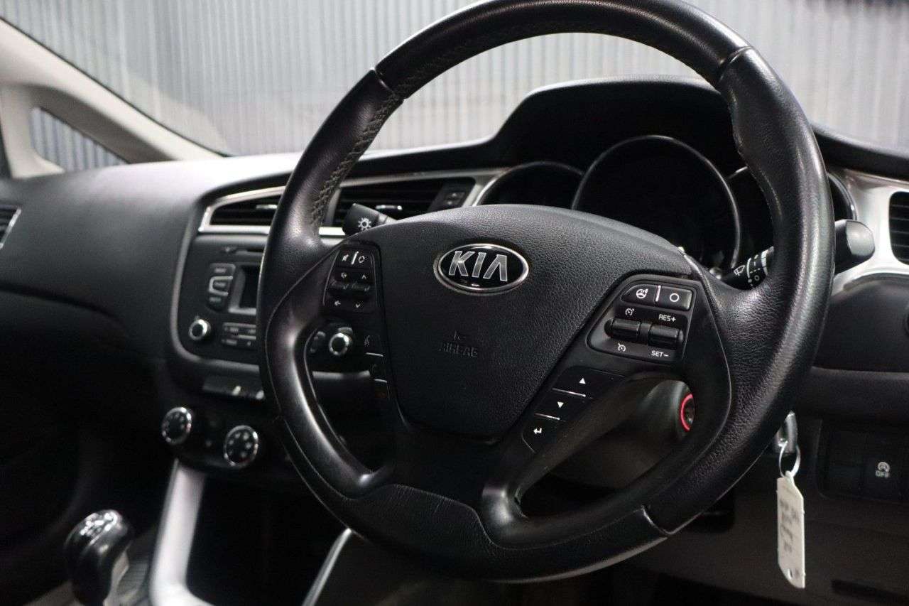 2016 KIA CEED 2016 KIA CEED