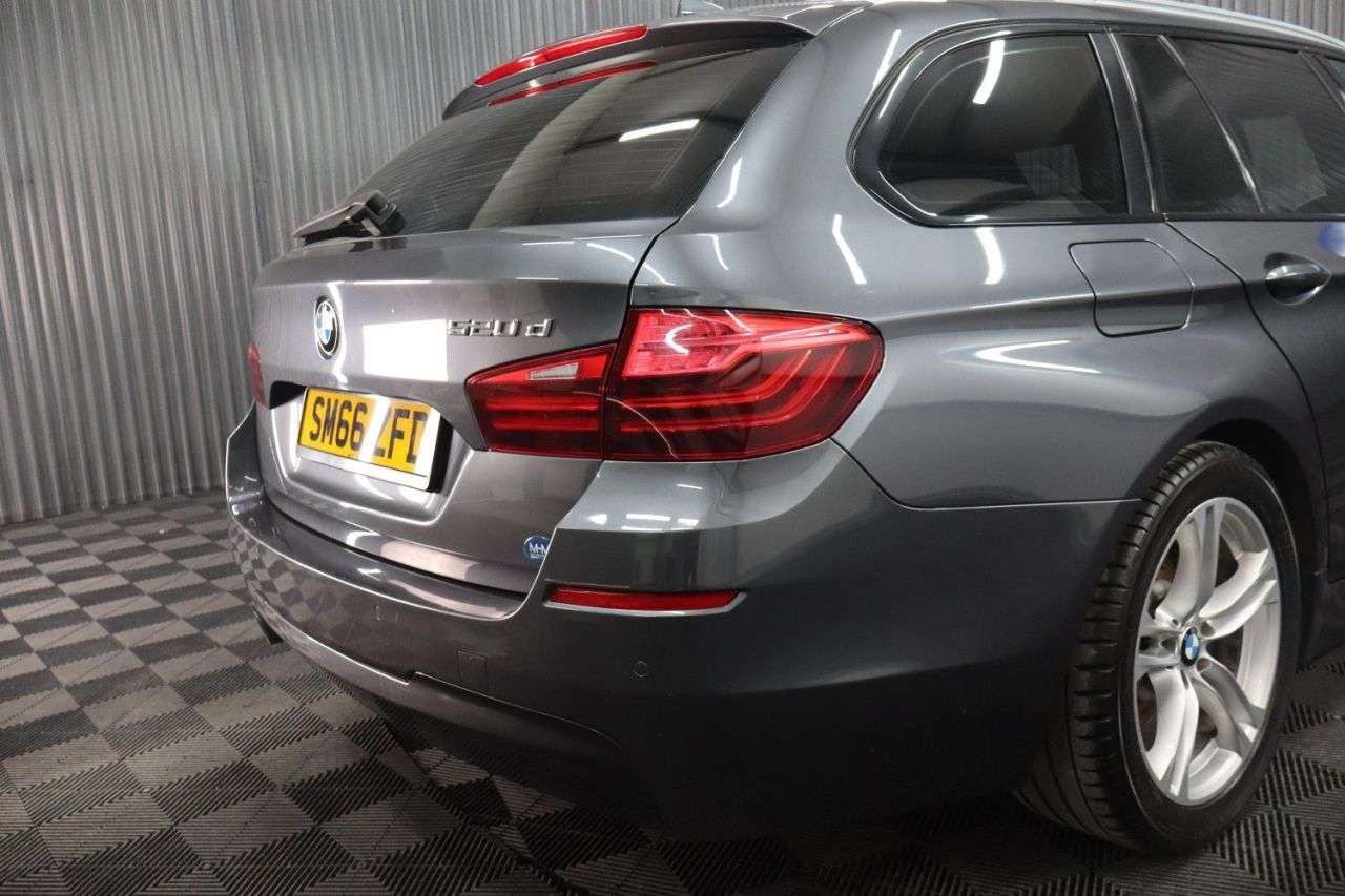 2017 BMW 5 SERIES 2017 BMW 5 SERIES