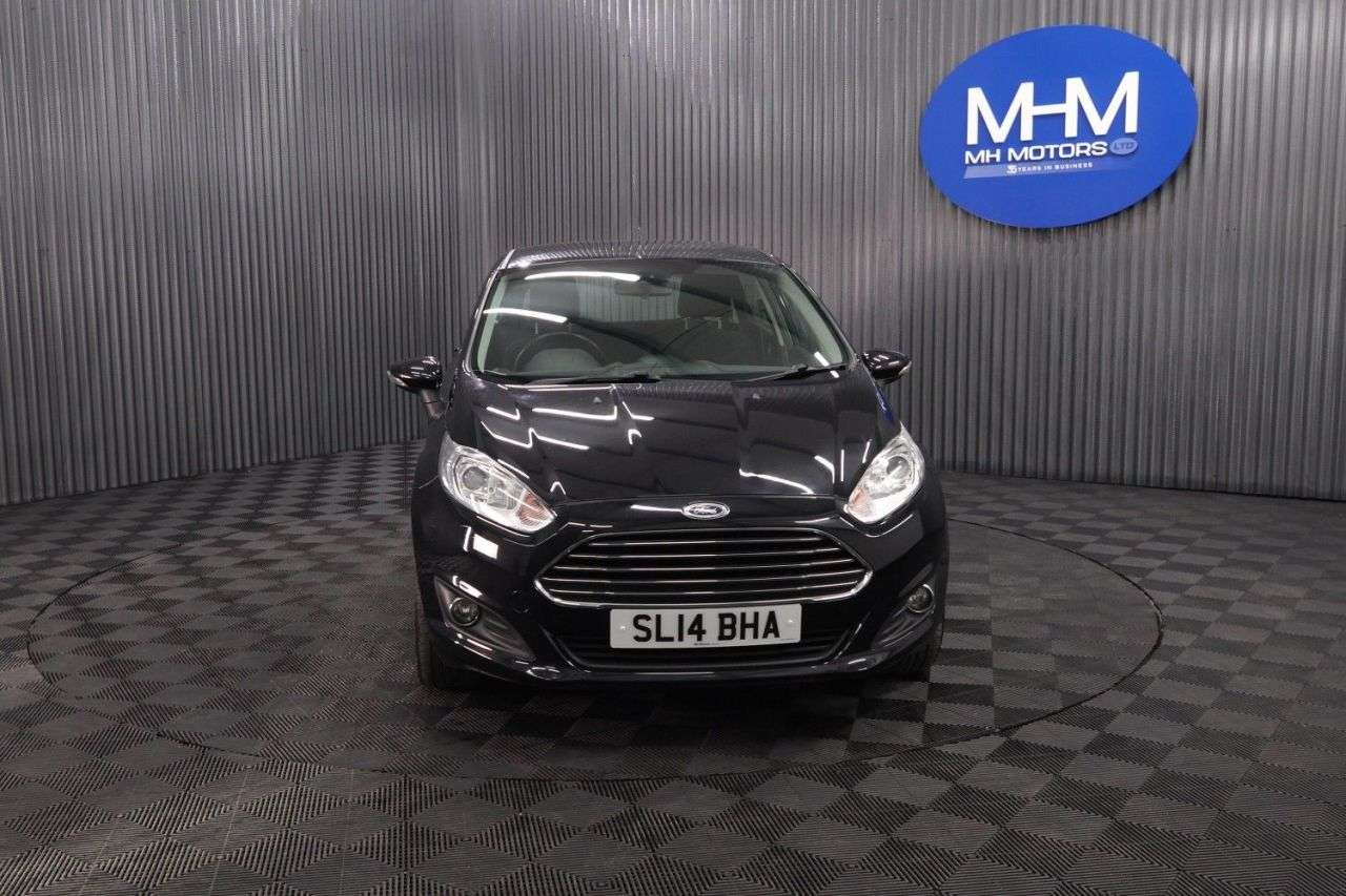 A 2014 FORD FIESTA 1.5 TDCi Zetec Hatchback 5dr Diesel Manual Euro 5 (75 ps) LONG MOT / LOW IN A 2014 FORD FIESTA 1.5 TDCi Zetec Hatchback 5dr Diesel Manual Euro 5 (75 ps) LONG MOT / LOW IN