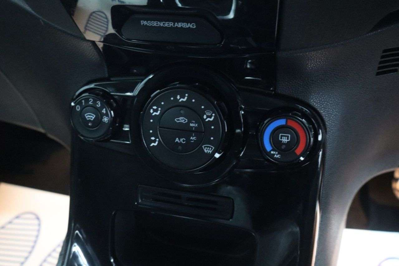 2014 FORD FIESTA 2014 FORD FIESTA