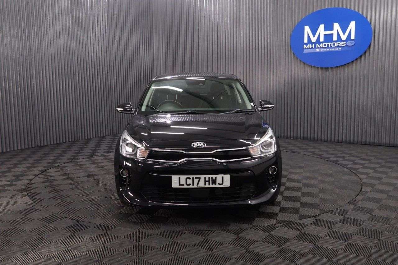 A 2017 KIA RIO CRDI 2 A 2017 KIA RIO CRDI 2