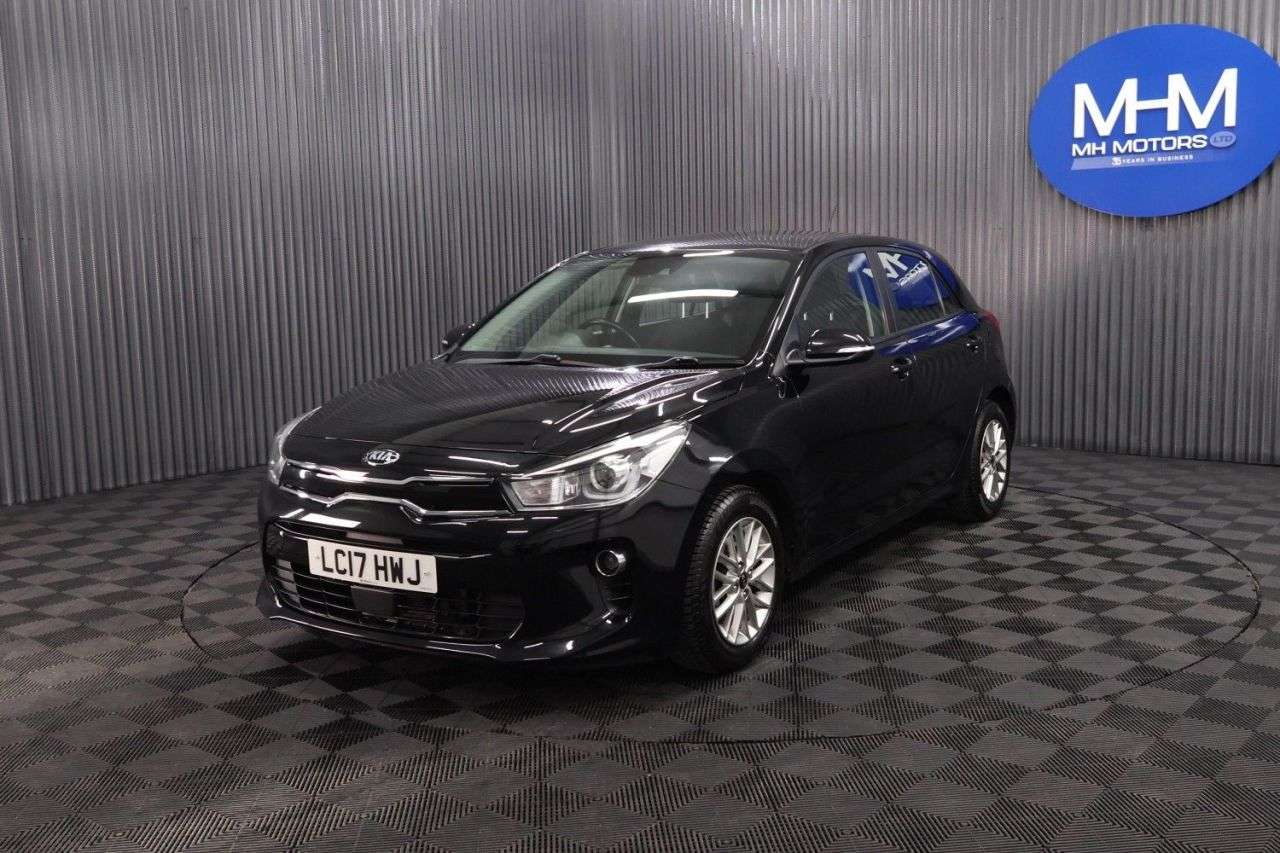 A 2017 KIA RIO CRDI 2 A 2017 KIA RIO CRDI 2