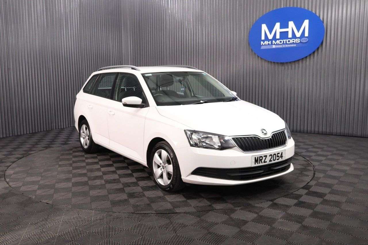 A 2017 SKODA FABIA 1.4 TDI SE Estate 5dr Diesel DSG Euro 6 (s/s) (90 ps) LONG MOT / LOW GROUP A 2017 SKODA FABIA 1.4 TDI SE Estate 5dr Diesel DSG Euro 6 (s/s) (90 ps) LONG MOT / LOW GROUP