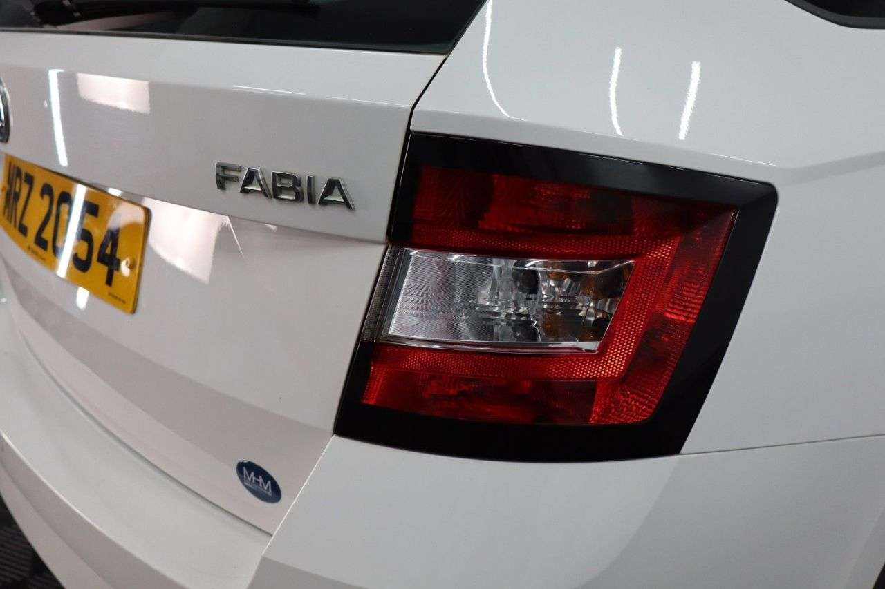 2017 SKODA FABIA 2017 SKODA FABIA