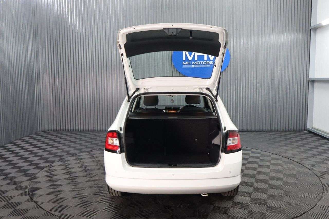 2017 SKODA FABIA 2017 SKODA FABIA