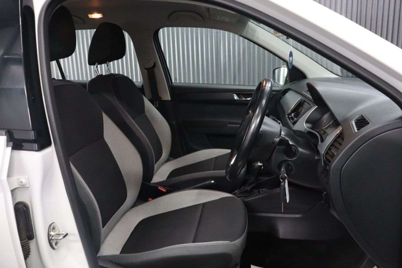 2017 SKODA FABIA 2017 SKODA FABIA