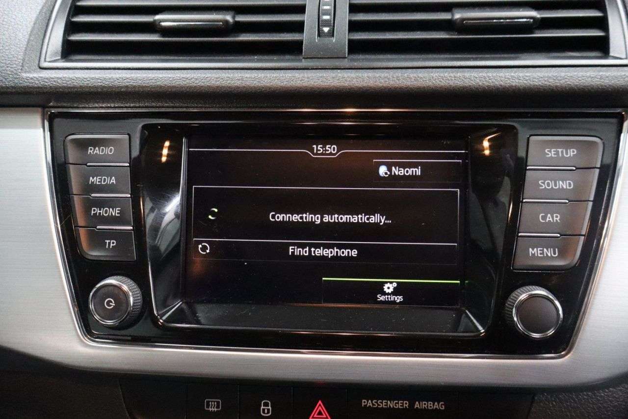 2017 SKODA FABIA 2017 SKODA FABIA