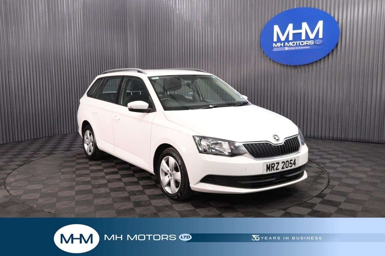 A 2017 SKODA FABIA 1.4 TDI SE Estate 5dr Diesel DSG Euro 6 (s/s) (90 ps) LONG MOT / LOW GROUP A 2017 SKODA FABIA 1.4 TDI SE Estate 5dr Diesel DSG Euro 6 (s/s) (90 ps) LONG MOT / LOW GROUP