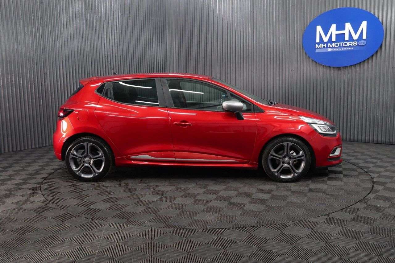 2018 RENAULT CLIO 2018 RENAULT CLIO