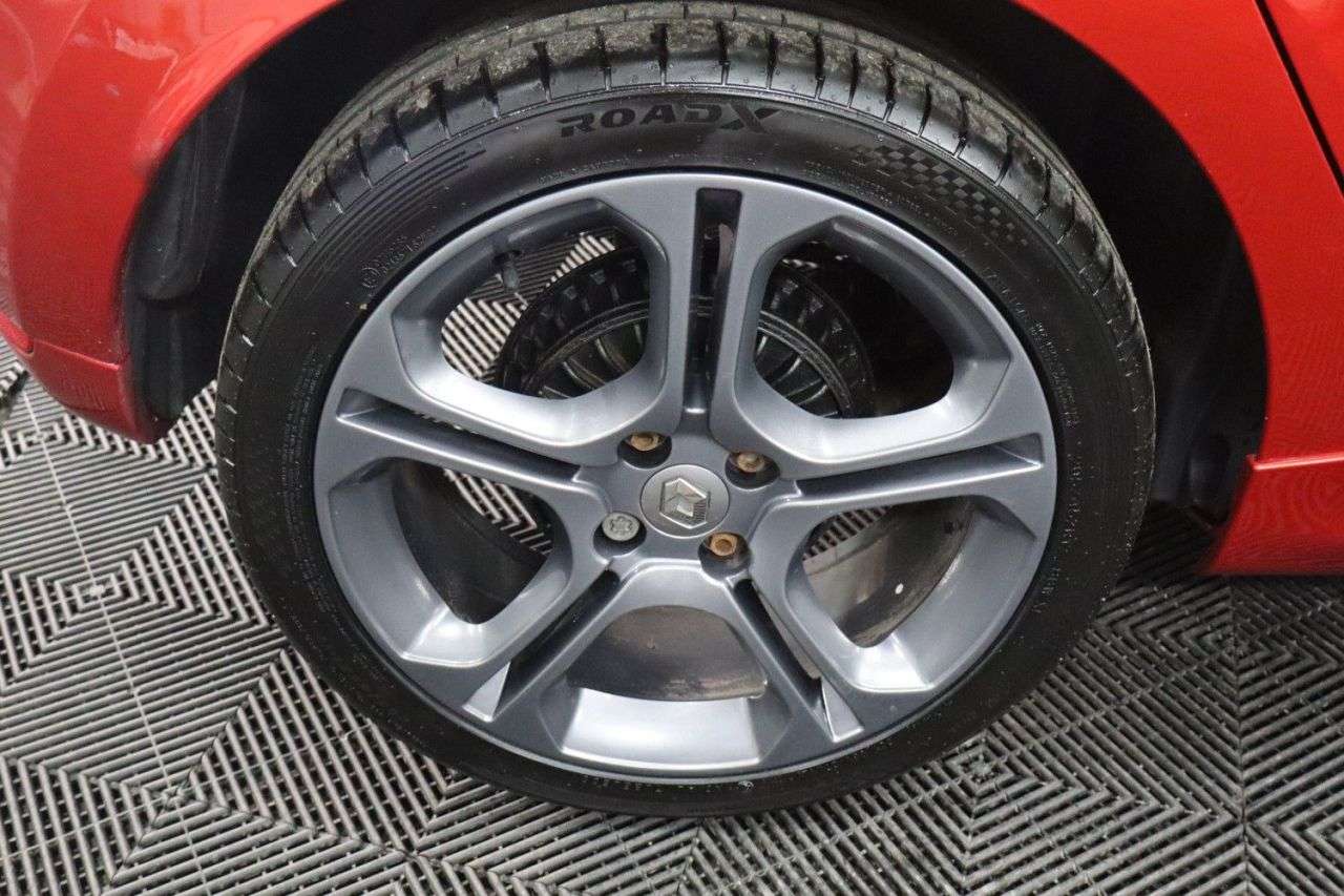 2018 RENAULT CLIO 2018 RENAULT CLIO