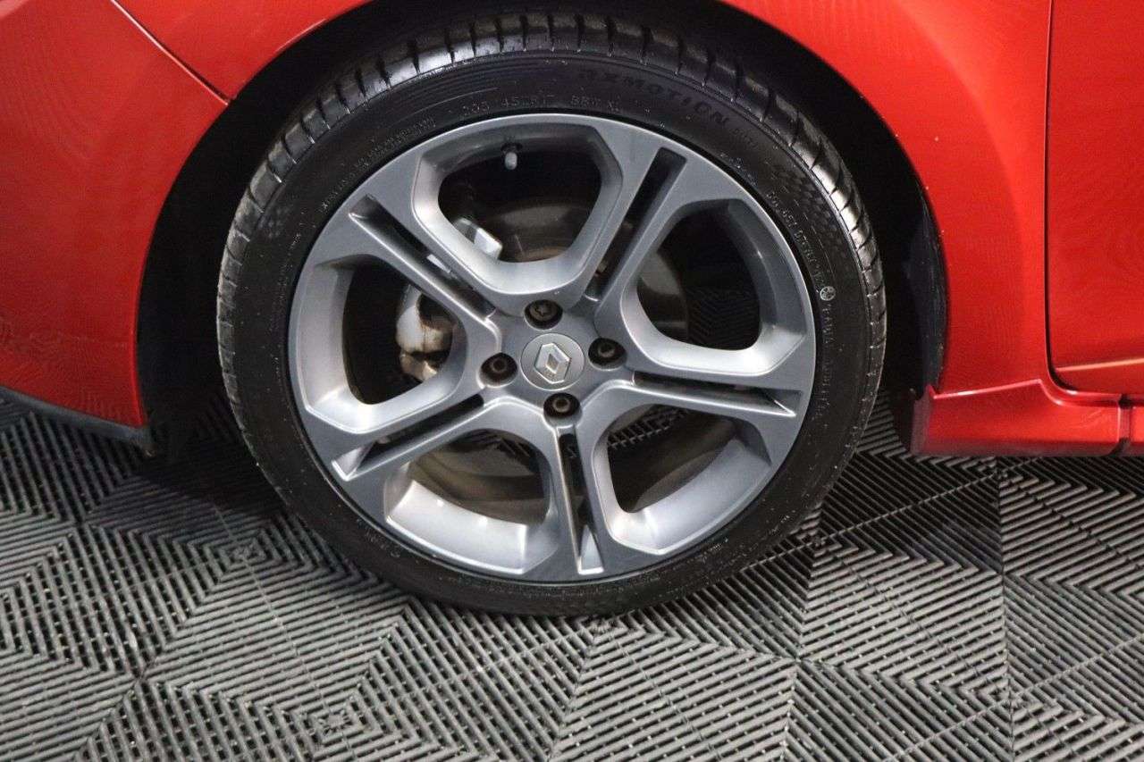 2018 RENAULT CLIO 2018 RENAULT CLIO