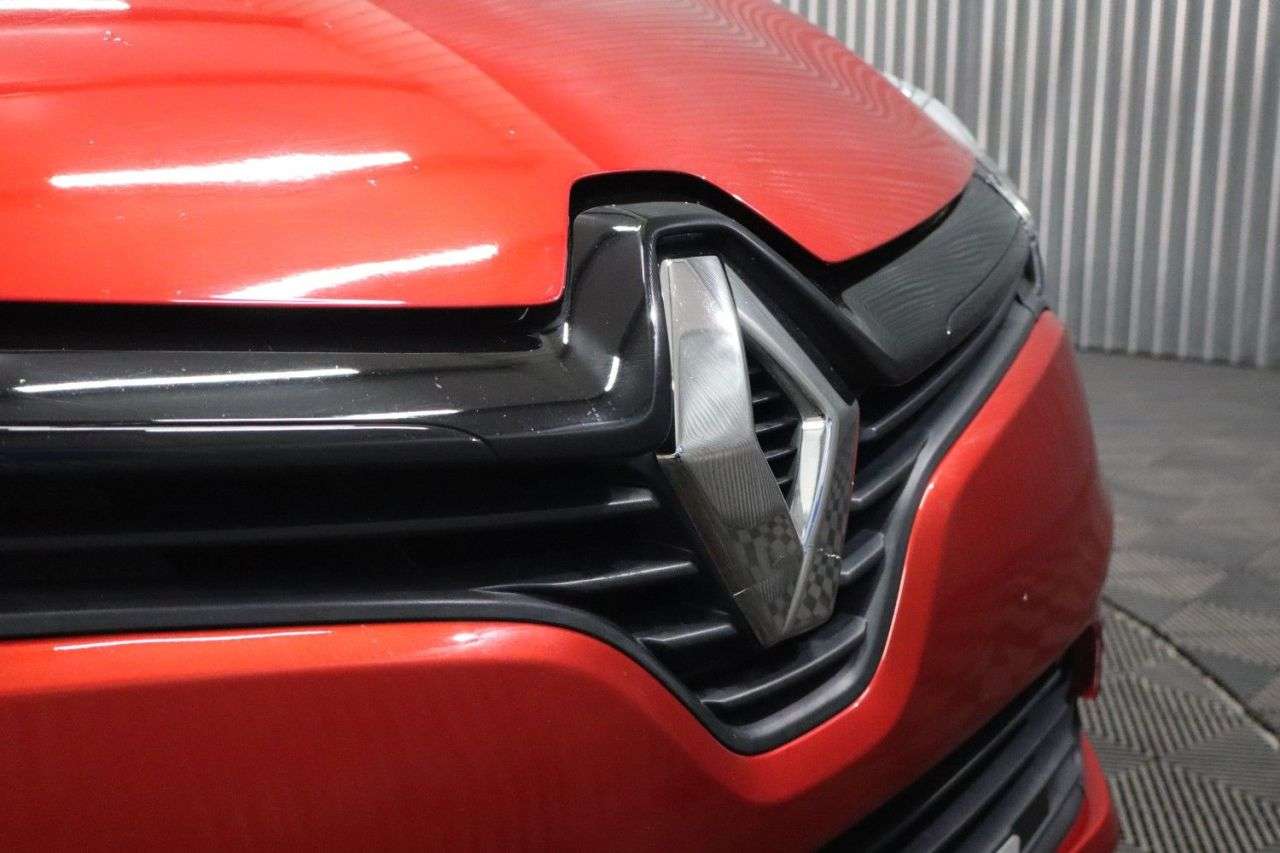 2018 RENAULT CLIO 2018 RENAULT CLIO