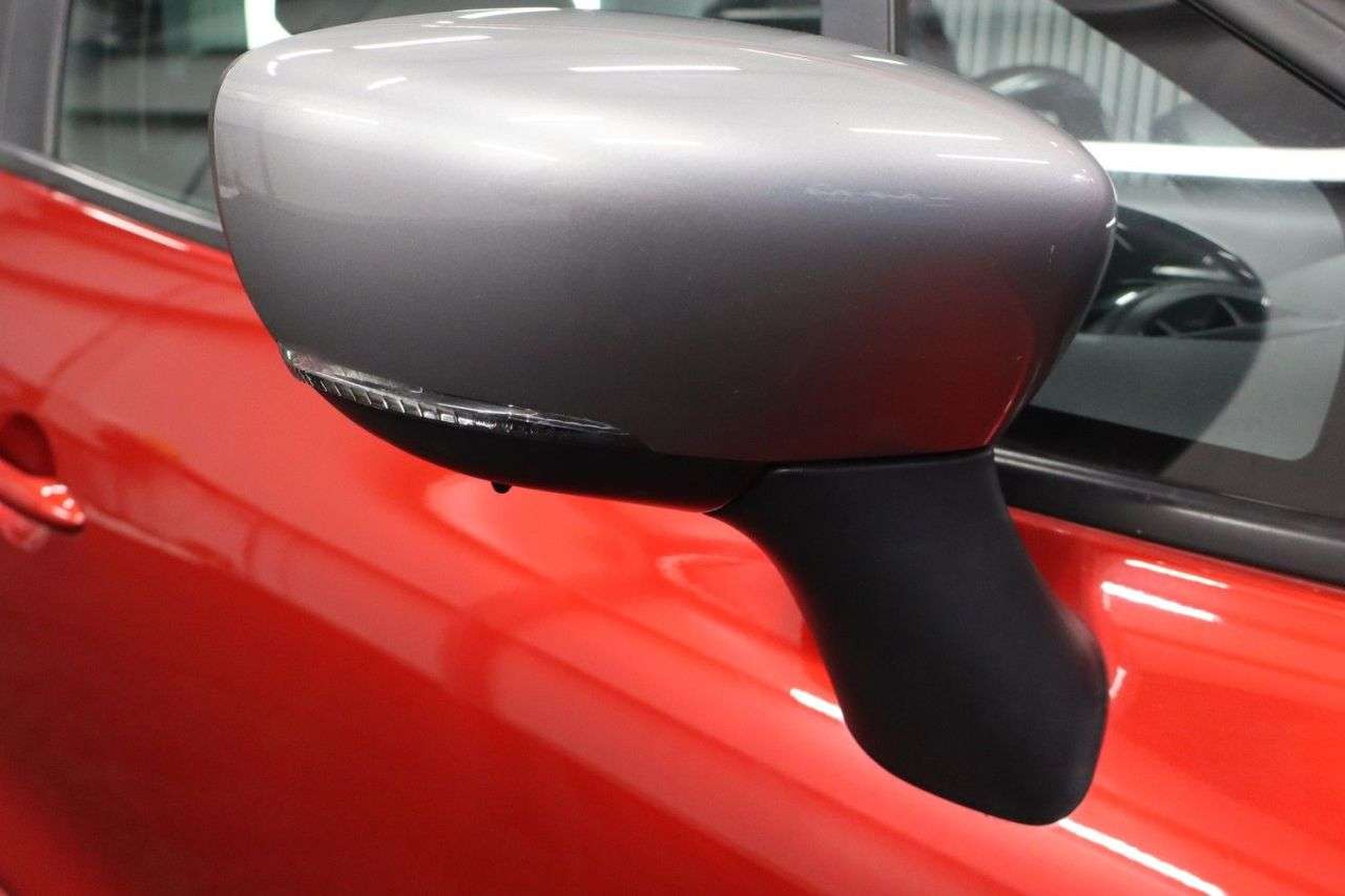 2018 RENAULT CLIO 2018 RENAULT CLIO