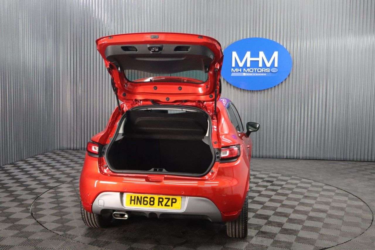 2018 RENAULT CLIO 2018 RENAULT CLIO