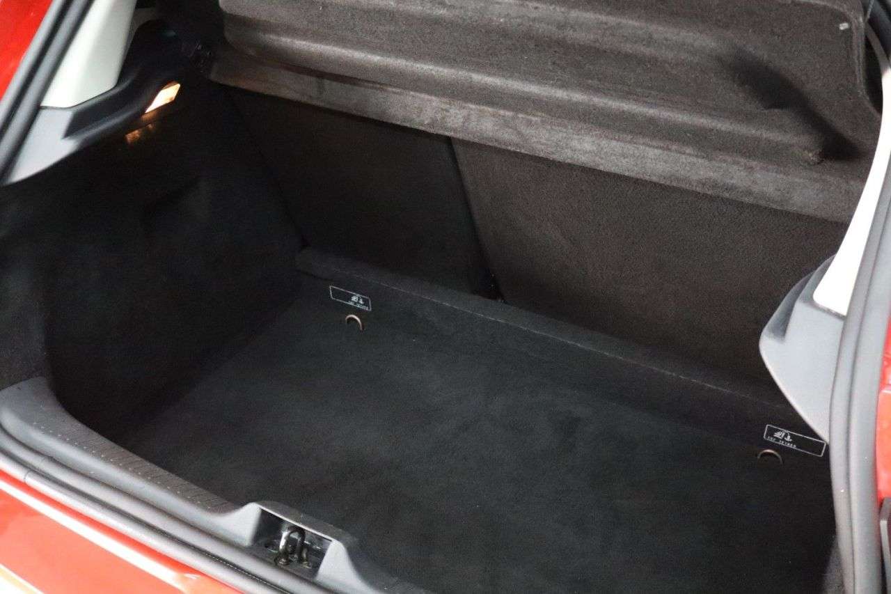 2018 RENAULT CLIO 2018 RENAULT CLIO