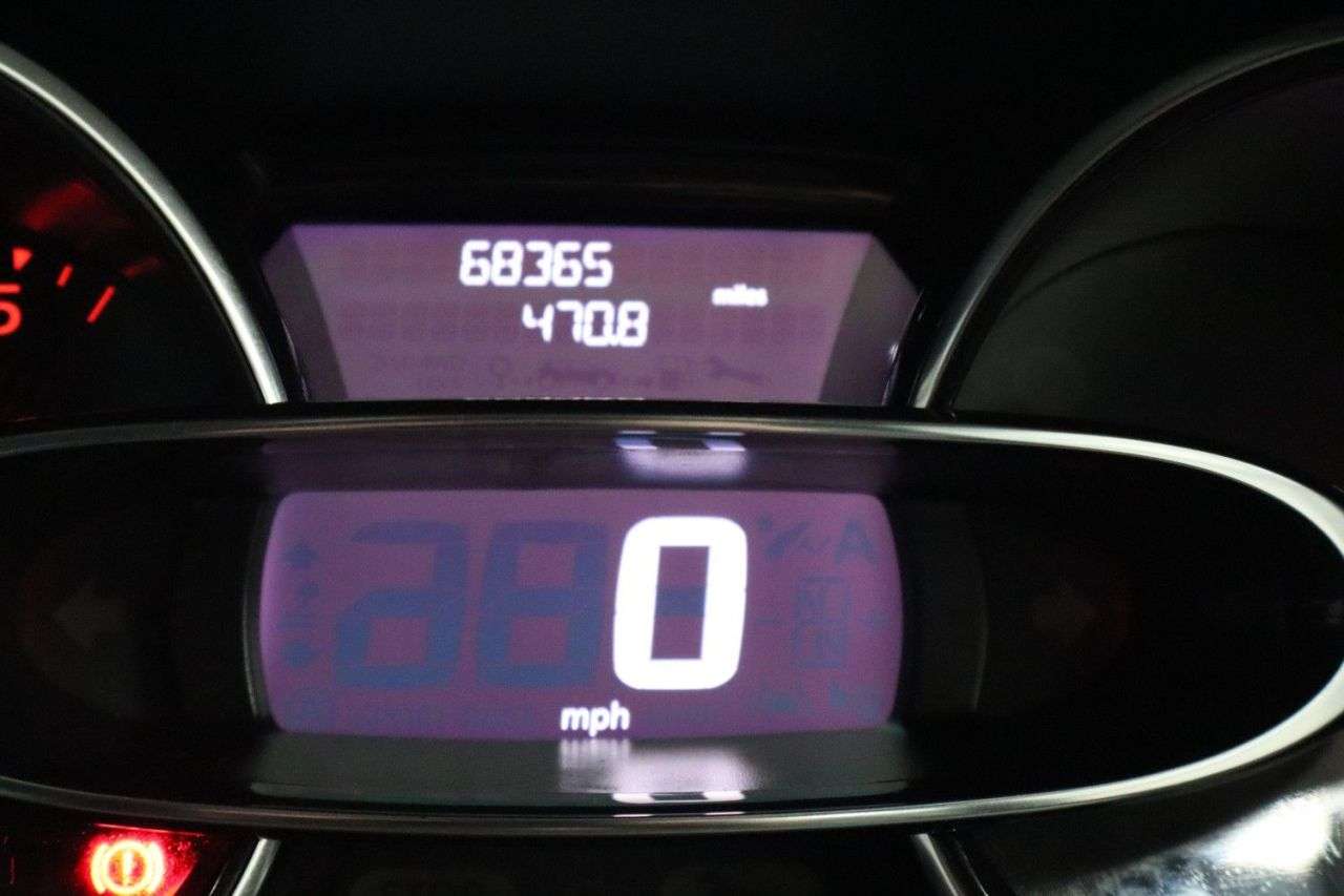 2018 RENAULT CLIO 2018 RENAULT CLIO