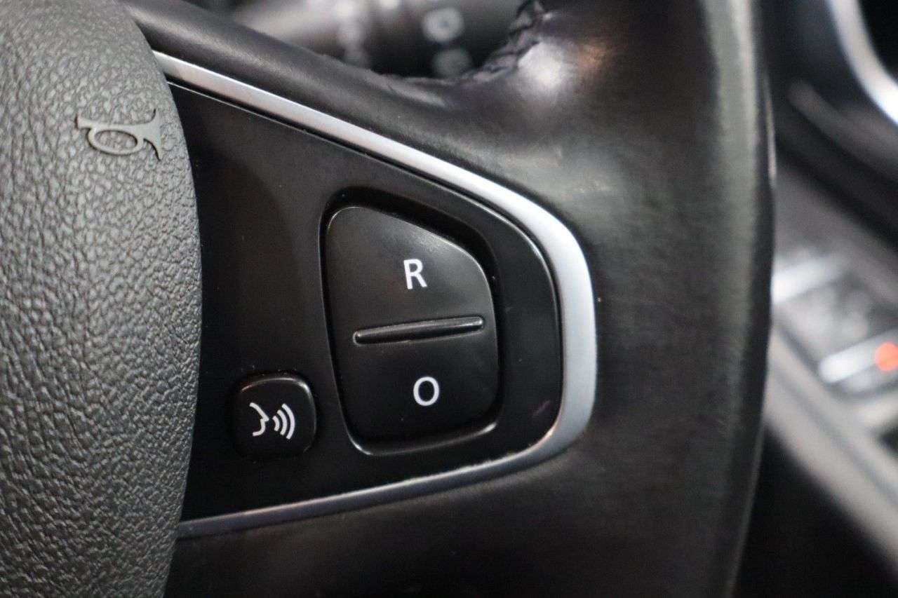 2018 RENAULT CLIO 2018 RENAULT CLIO