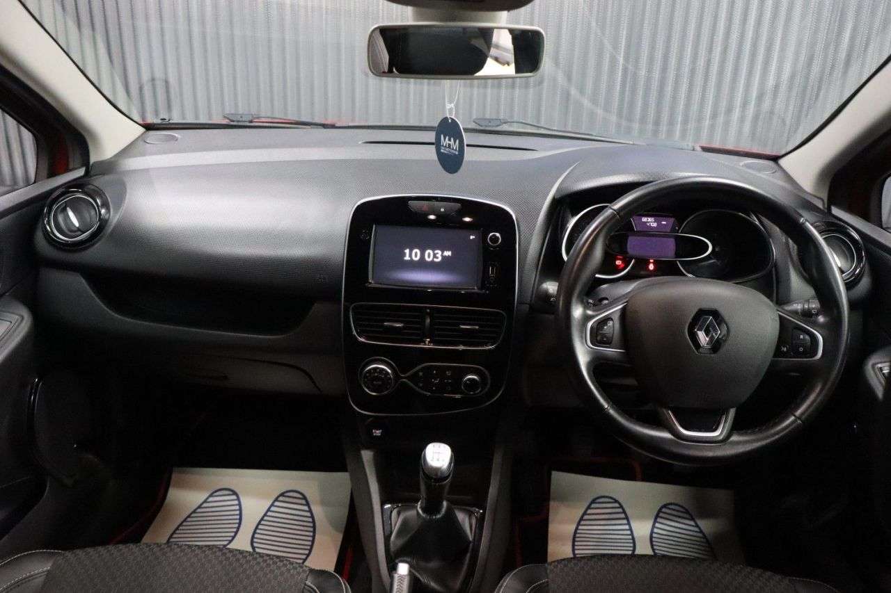 2018 RENAULT CLIO 2018 RENAULT CLIO