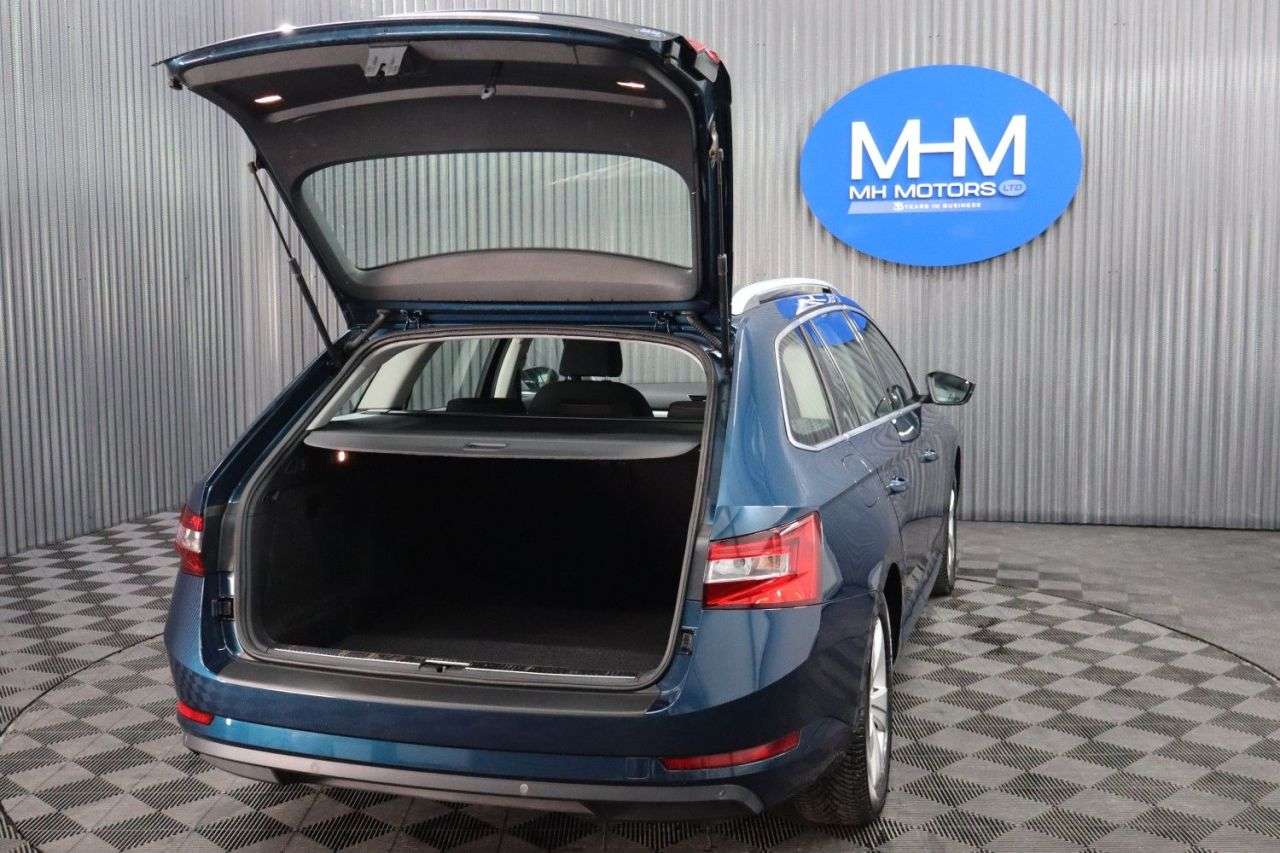 2018 SKODA SUPERB 2018 SKODA SUPERB