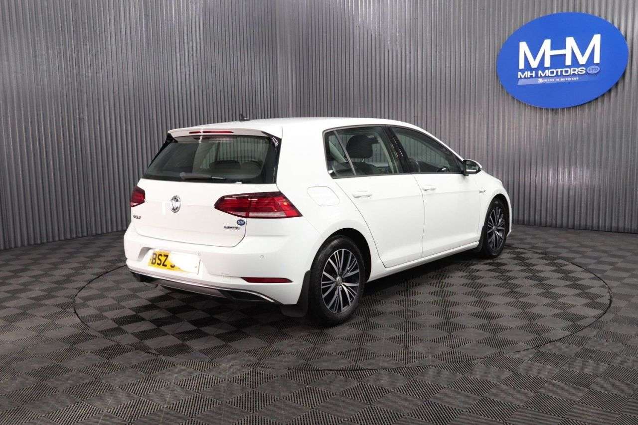 2018 VOLKSWAGEN GOLF 2018 VOLKSWAGEN GOLF