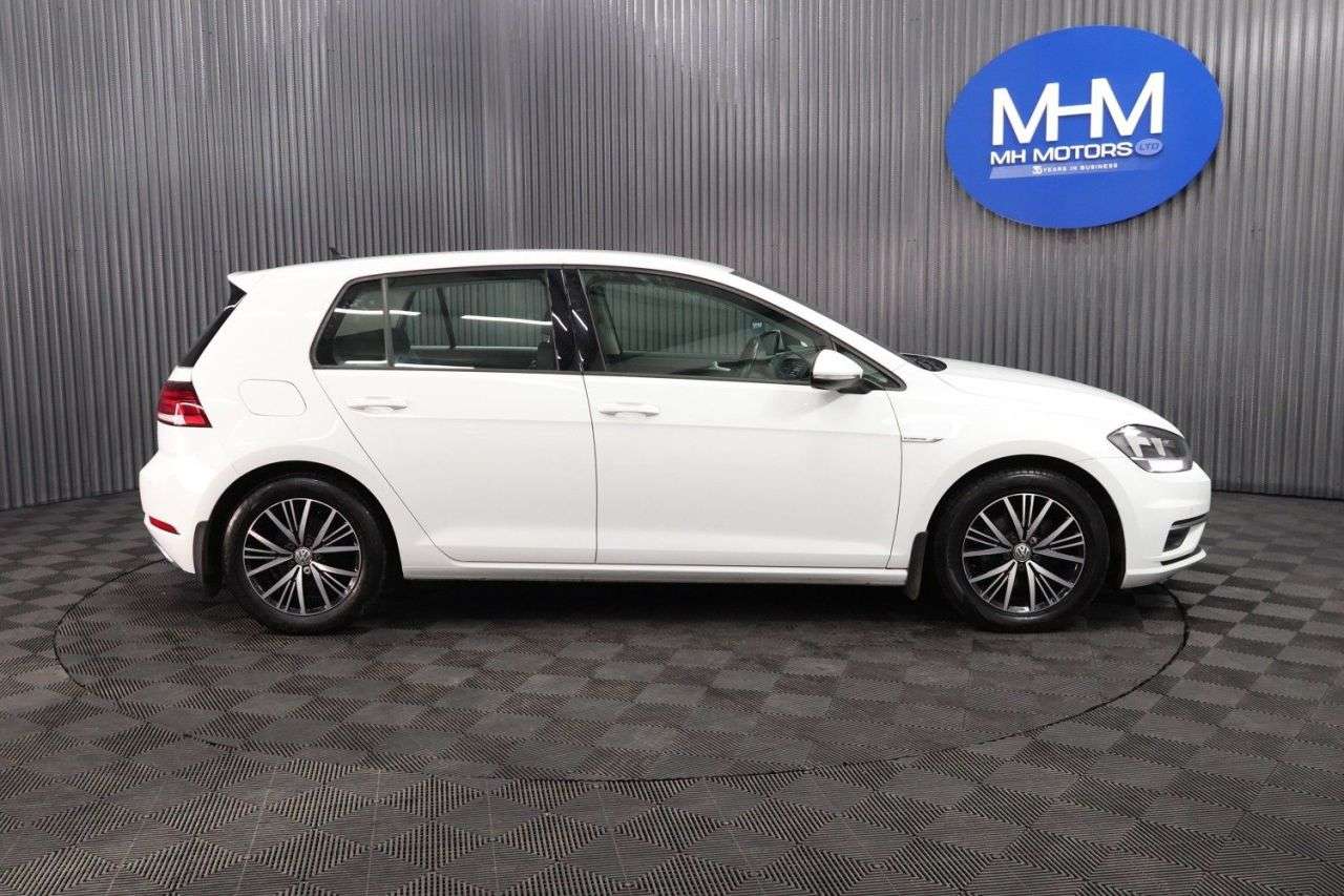 2018 VOLKSWAGEN GOLF 2018 VOLKSWAGEN GOLF