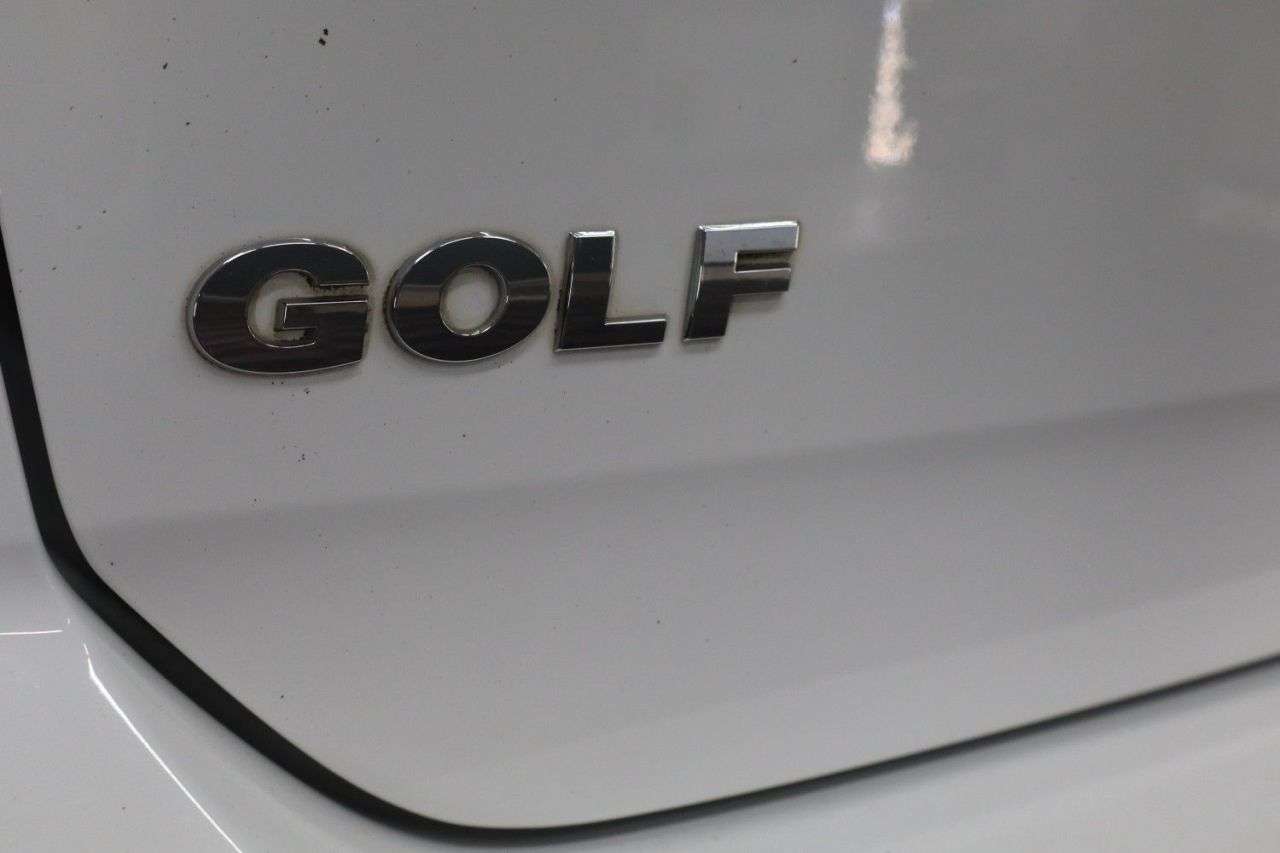 2018 VOLKSWAGEN GOLF 2018 VOLKSWAGEN GOLF