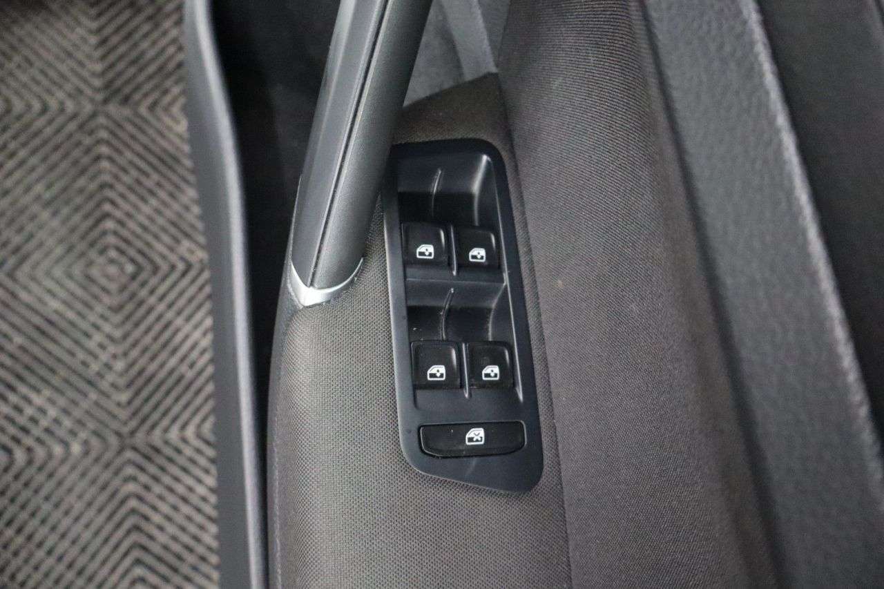 2018 VOLKSWAGEN GOLF 2018 VOLKSWAGEN GOLF