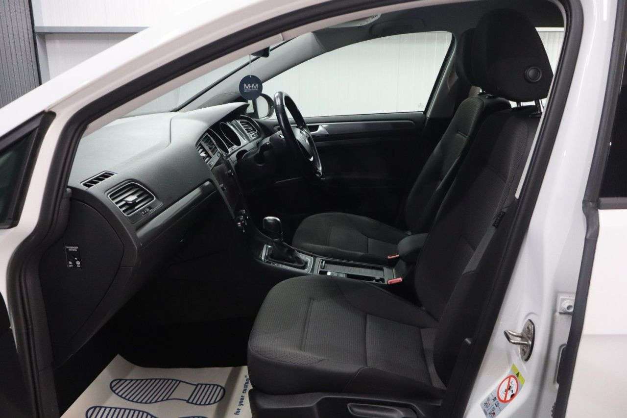 2018 VOLKSWAGEN GOLF 2018 VOLKSWAGEN GOLF