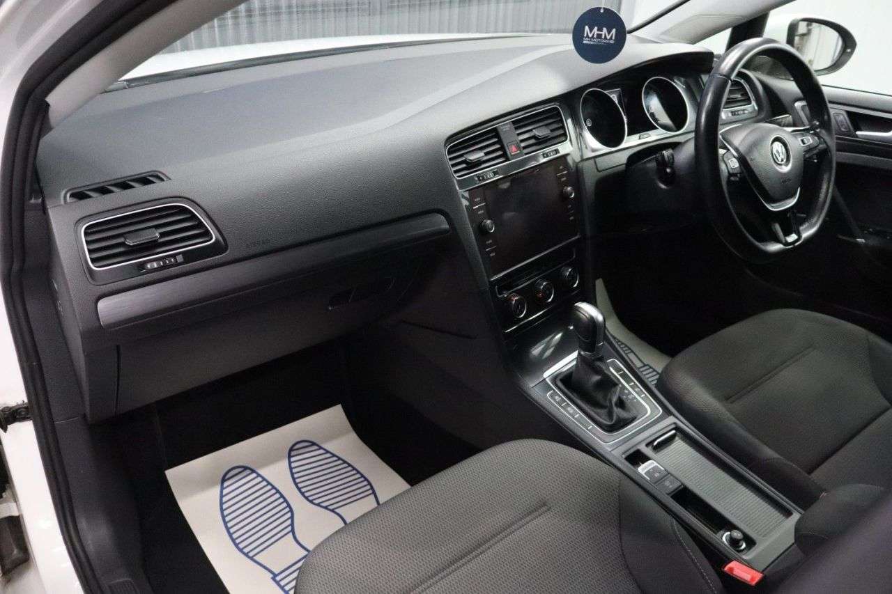 2018 VOLKSWAGEN GOLF 2018 VOLKSWAGEN GOLF