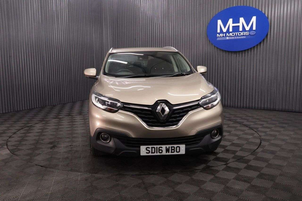A 2016 RENAULT KADJAR 1.5 dCi Dynamique Nav SUV 5dr Diesel Manual Euro 6 (s/s) (110 ps) LONG MOT A 2016 RENAULT KADJAR 1.5 dCi Dynamique Nav SUV 5dr Diesel Manual Euro 6 (s/s) (110 ps) LONG MOT