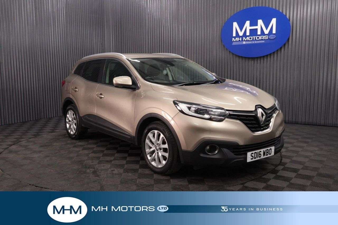 A 2016 RENAULT KADJAR 1.5 dCi Dynamique Nav SUV 5dr Diesel Manual Euro 6 (s/s) (110 ps) LONG MOT A 2016 RENAULT KADJAR 1.5 dCi Dynamique Nav SUV 5dr Diesel Manual Euro 6 (s/s) (110 ps) LONG MOT