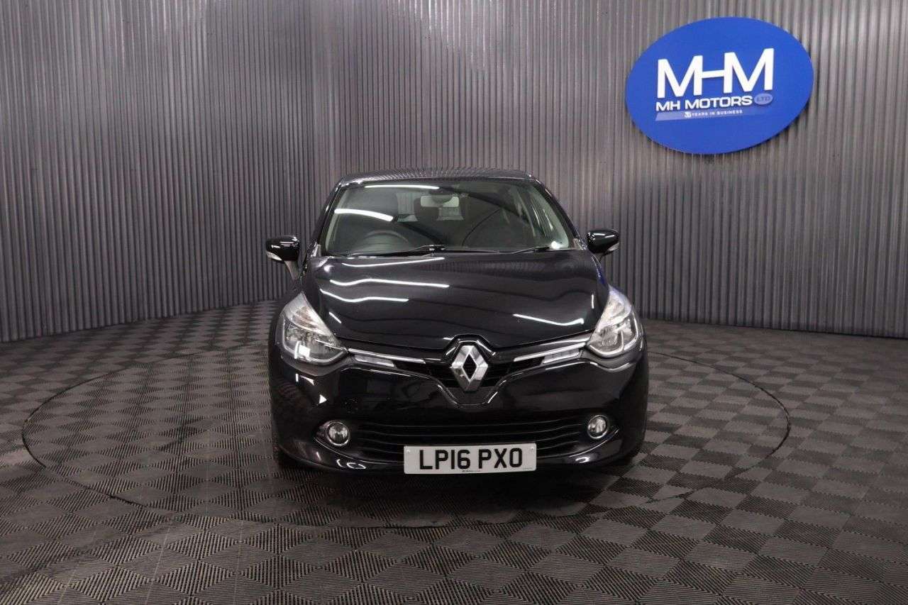 A 2016 RENAULT CLIO 1.5 dCi Dynamique Nav Hatchback 5dr Diesel Manual Euro 6 (s/s) (90 ps) JUST A 2016 RENAULT CLIO 1.5 dCi Dynamique Nav Hatchback 5dr Diesel Manual Euro 6 (s/s) (90 ps) JUST