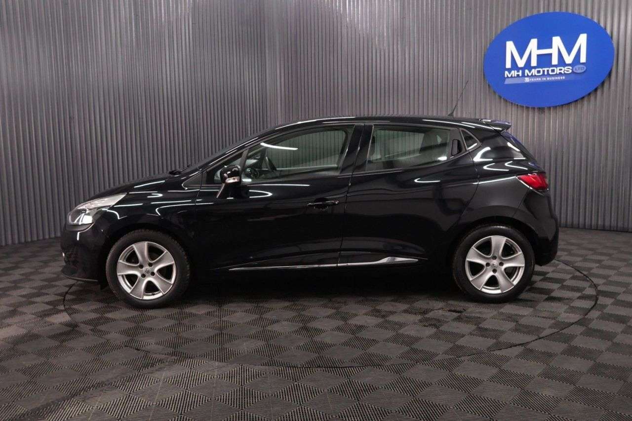 2016 RENAULT CLIO 2016 RENAULT CLIO