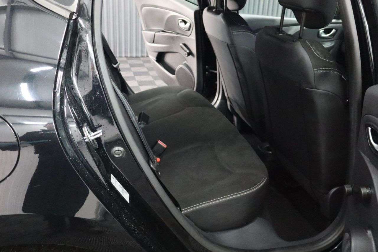 2016 RENAULT CLIO 2016 RENAULT CLIO