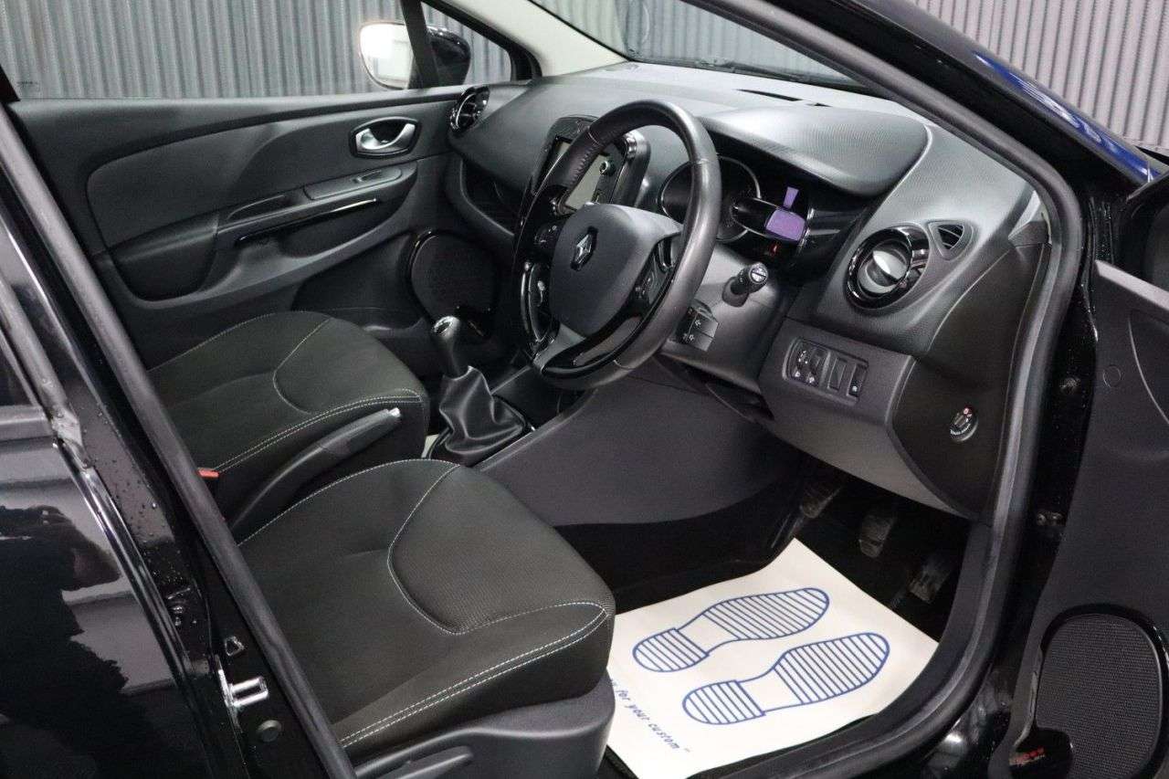 2016 RENAULT CLIO 2016 RENAULT CLIO