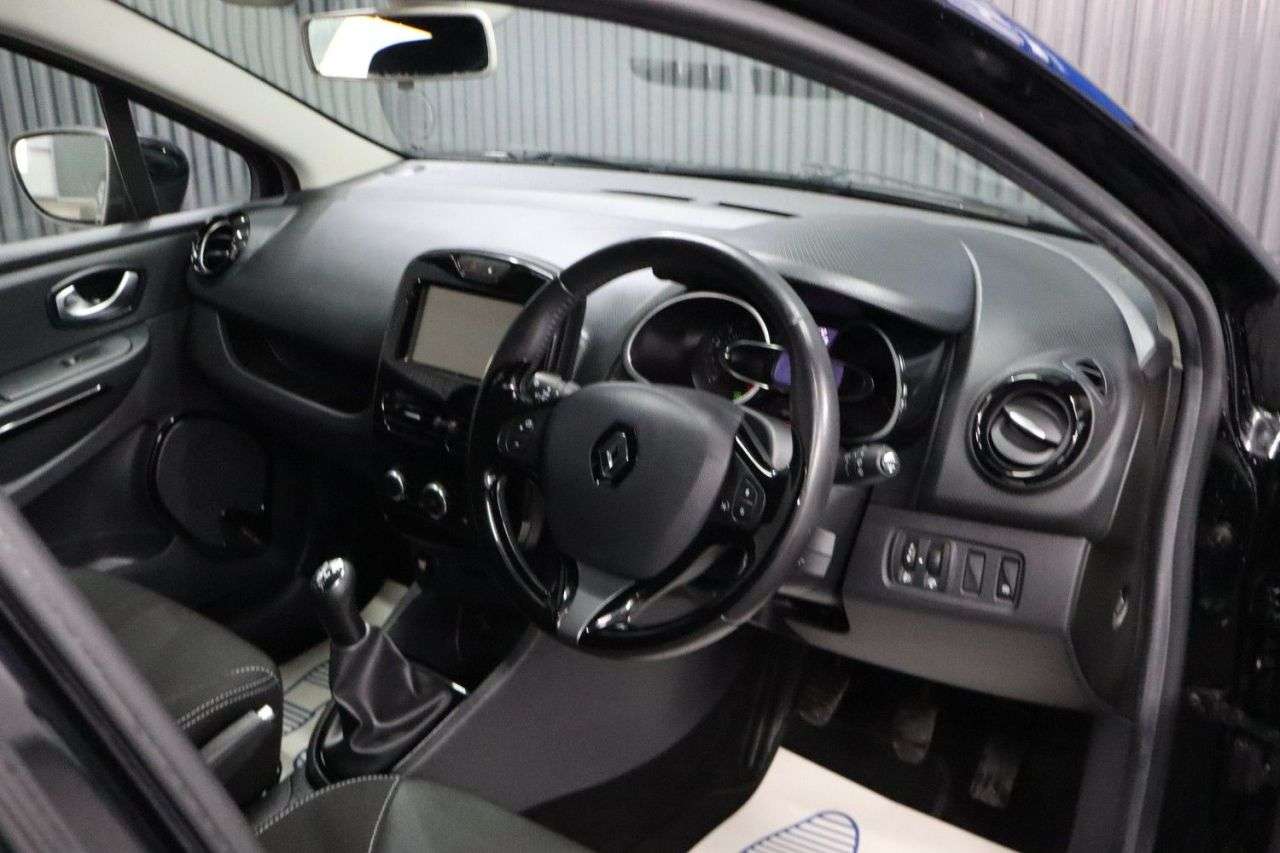 2016 RENAULT CLIO 2016 RENAULT CLIO