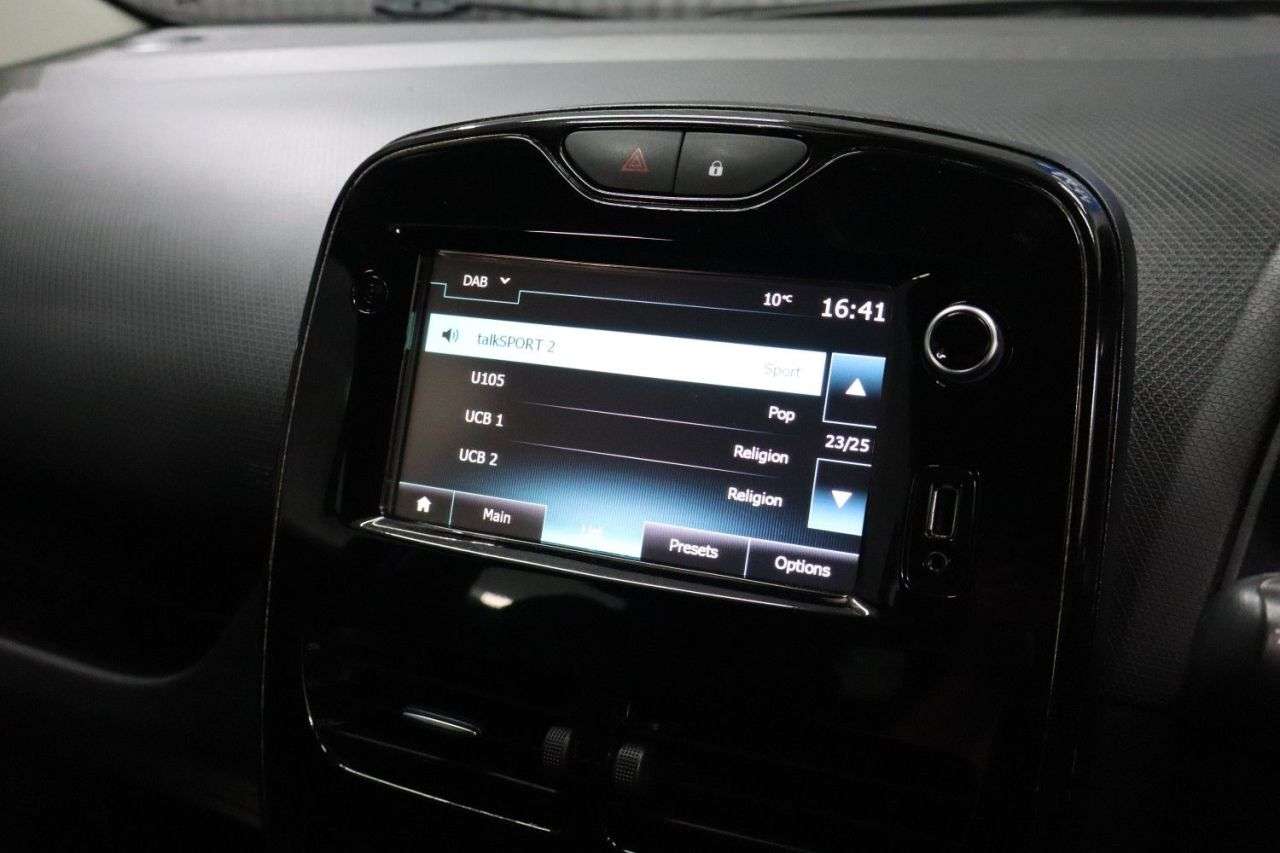 2016 RENAULT CLIO 2016 RENAULT CLIO