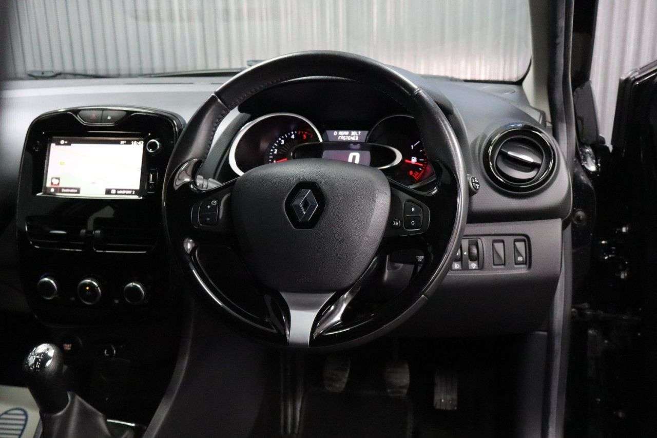 2016 RENAULT CLIO 2016 RENAULT CLIO