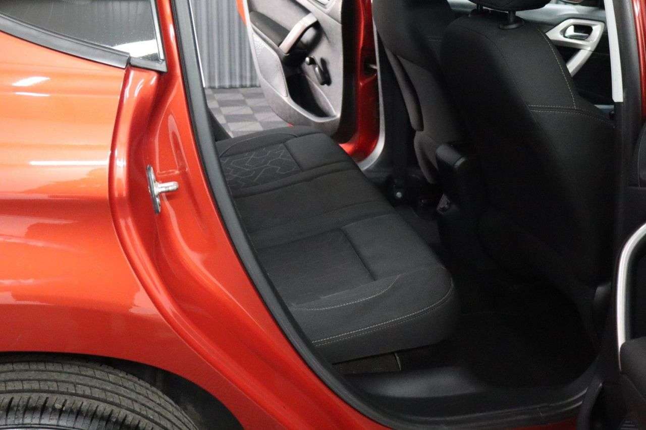 2016 PEUGEOT 2008 2016 PEUGEOT 2008