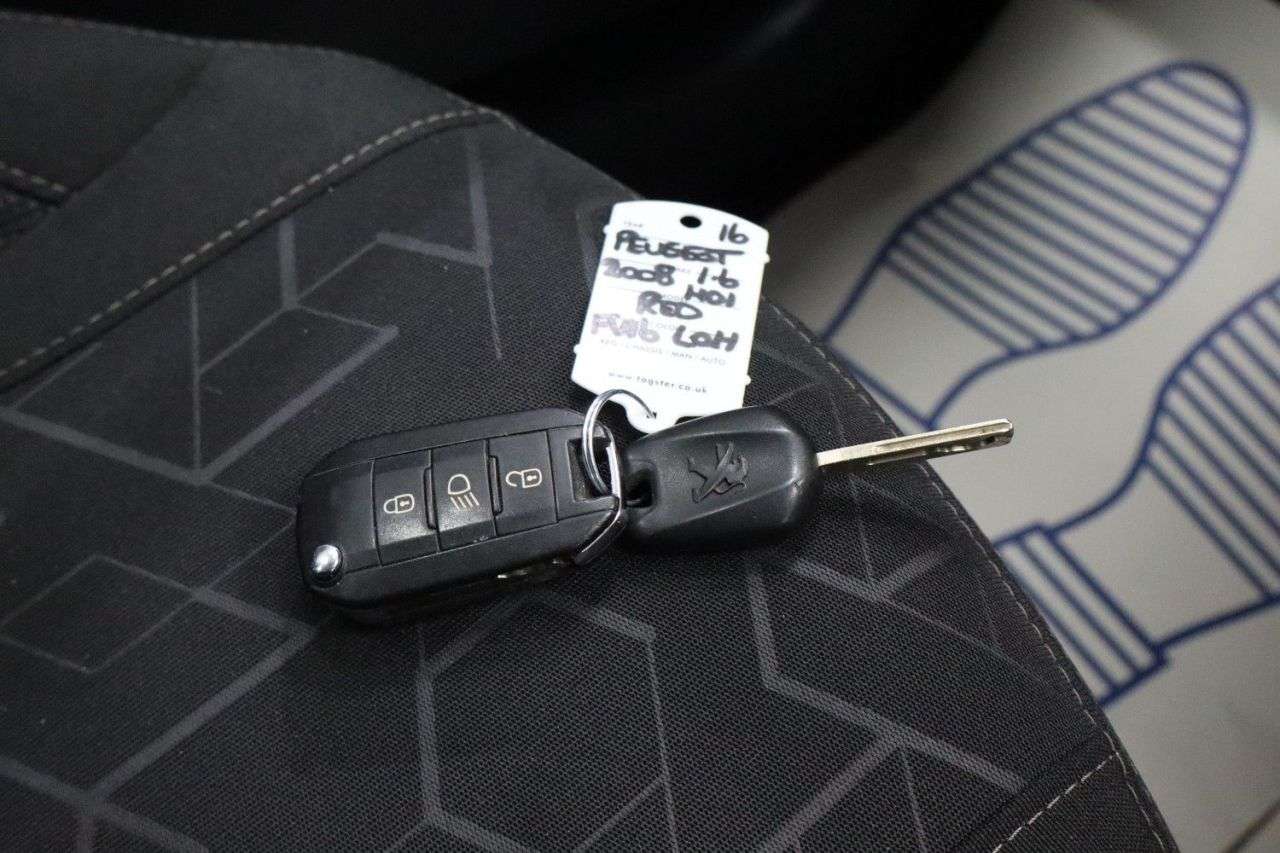 2016 PEUGEOT 2008 2016 PEUGEOT 2008
