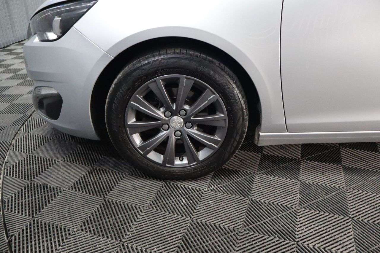 2016 PEUGEOT 308 2016 PEUGEOT 308