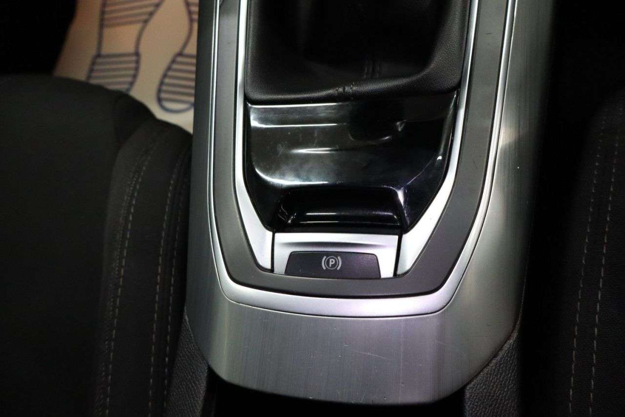 2016 PEUGEOT 308 2016 PEUGEOT 308