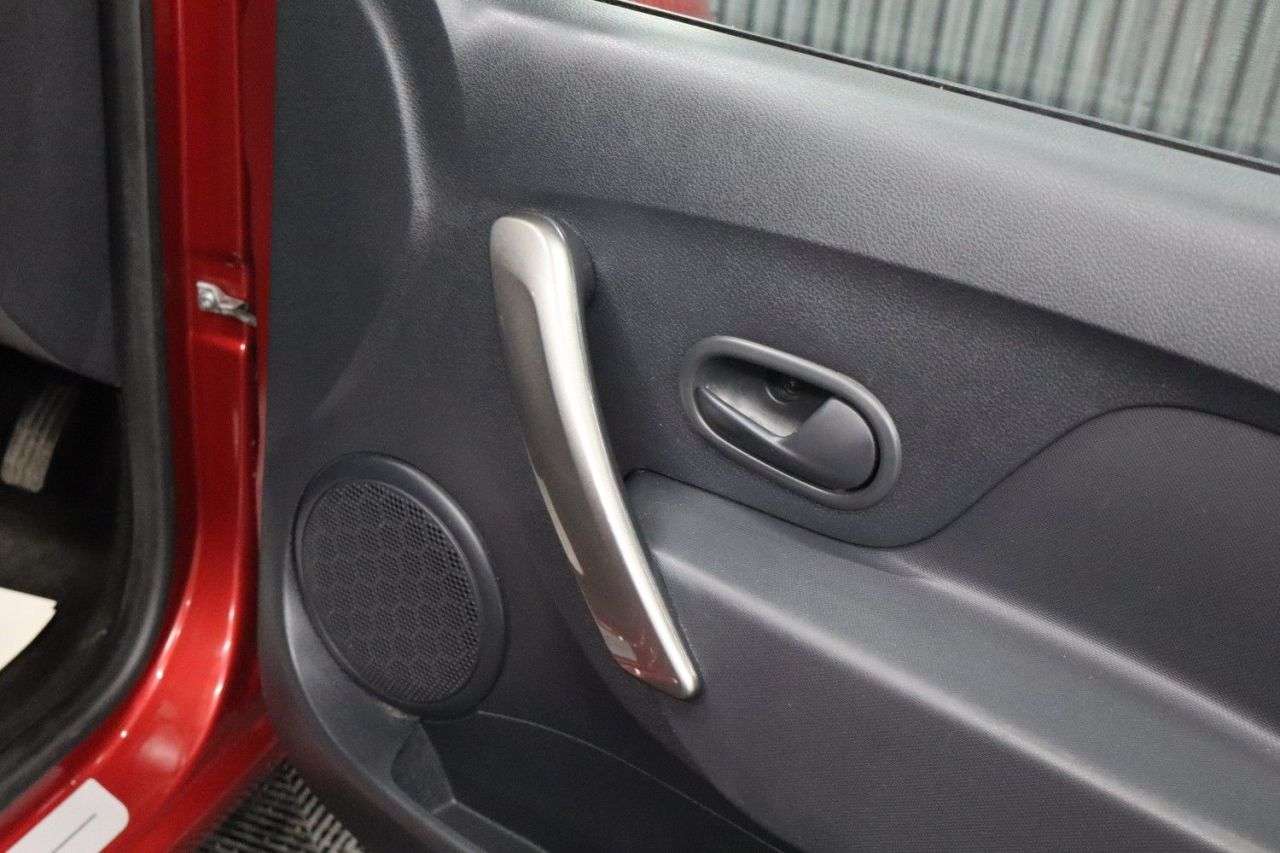 2016 DACIA SANDERO 2016 DACIA SANDERO