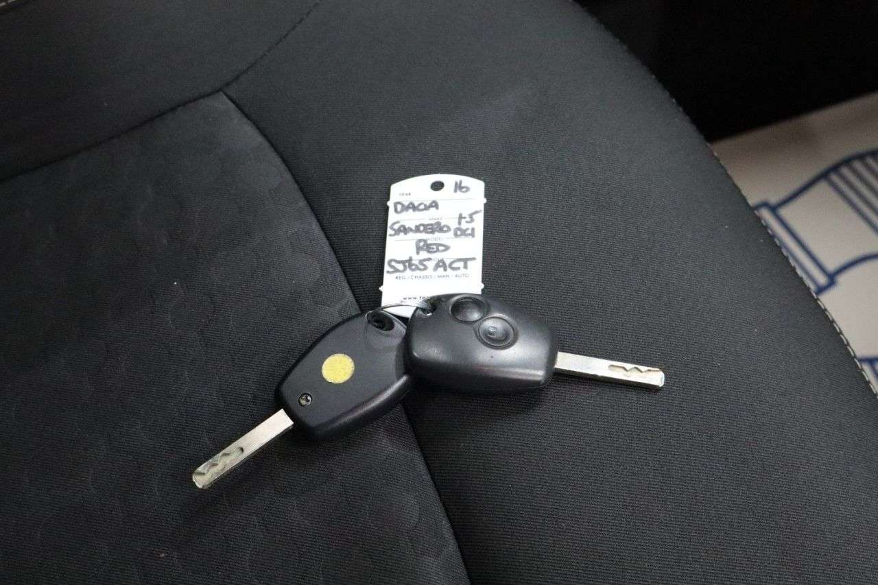 2016 DACIA SANDERO 2016 DACIA SANDERO