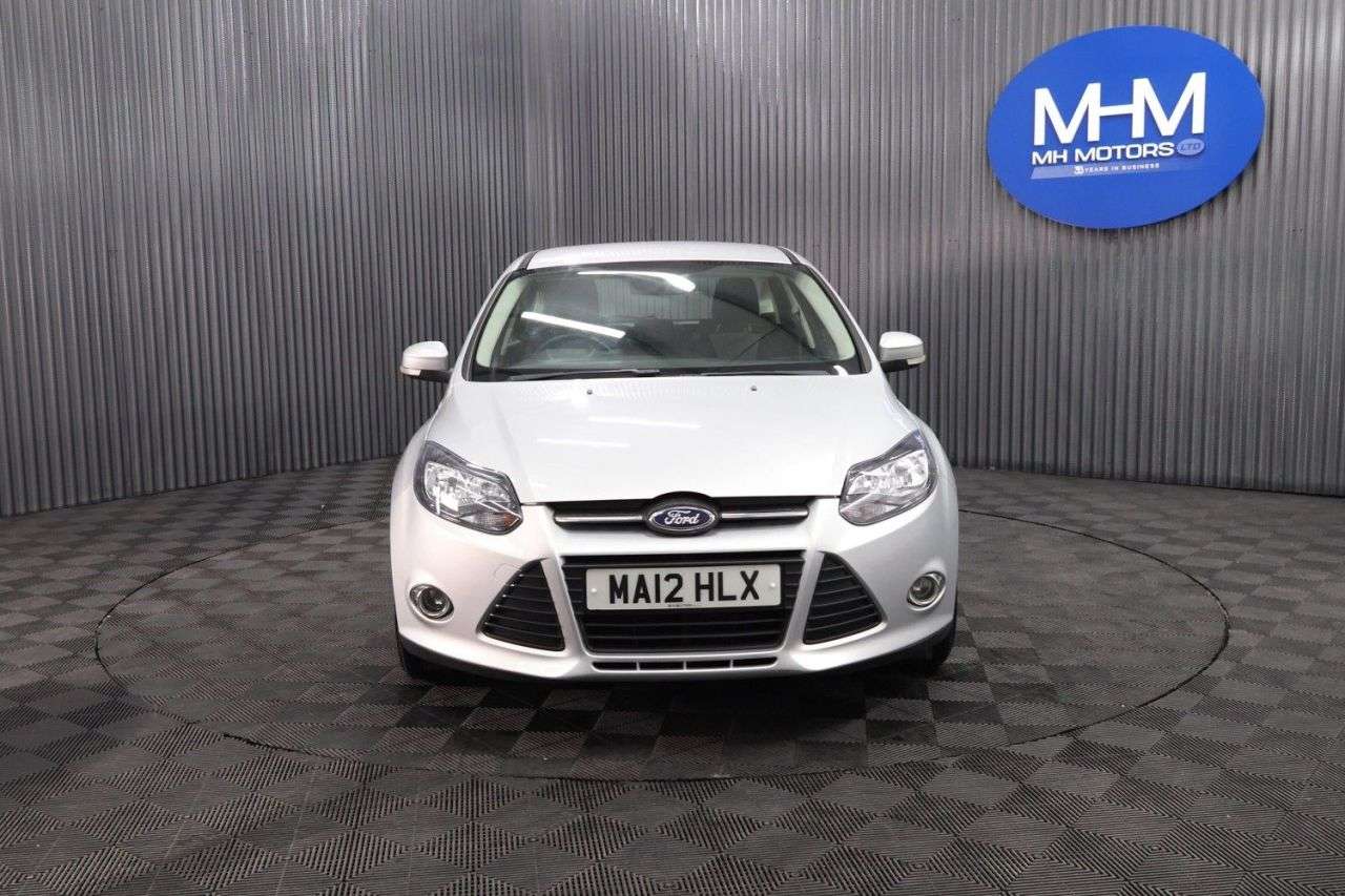 A 2012 FORD FOCUS 1.6 Zetec Hatchback 5dr Petrol Manual Euro 5 (105 ps) LONG MOT / LOWER INSU A 2012 FORD FOCUS 1.6 Zetec Hatchback 5dr Petrol Manual Euro 5 (105 ps) LONG MOT / LOWER INSU