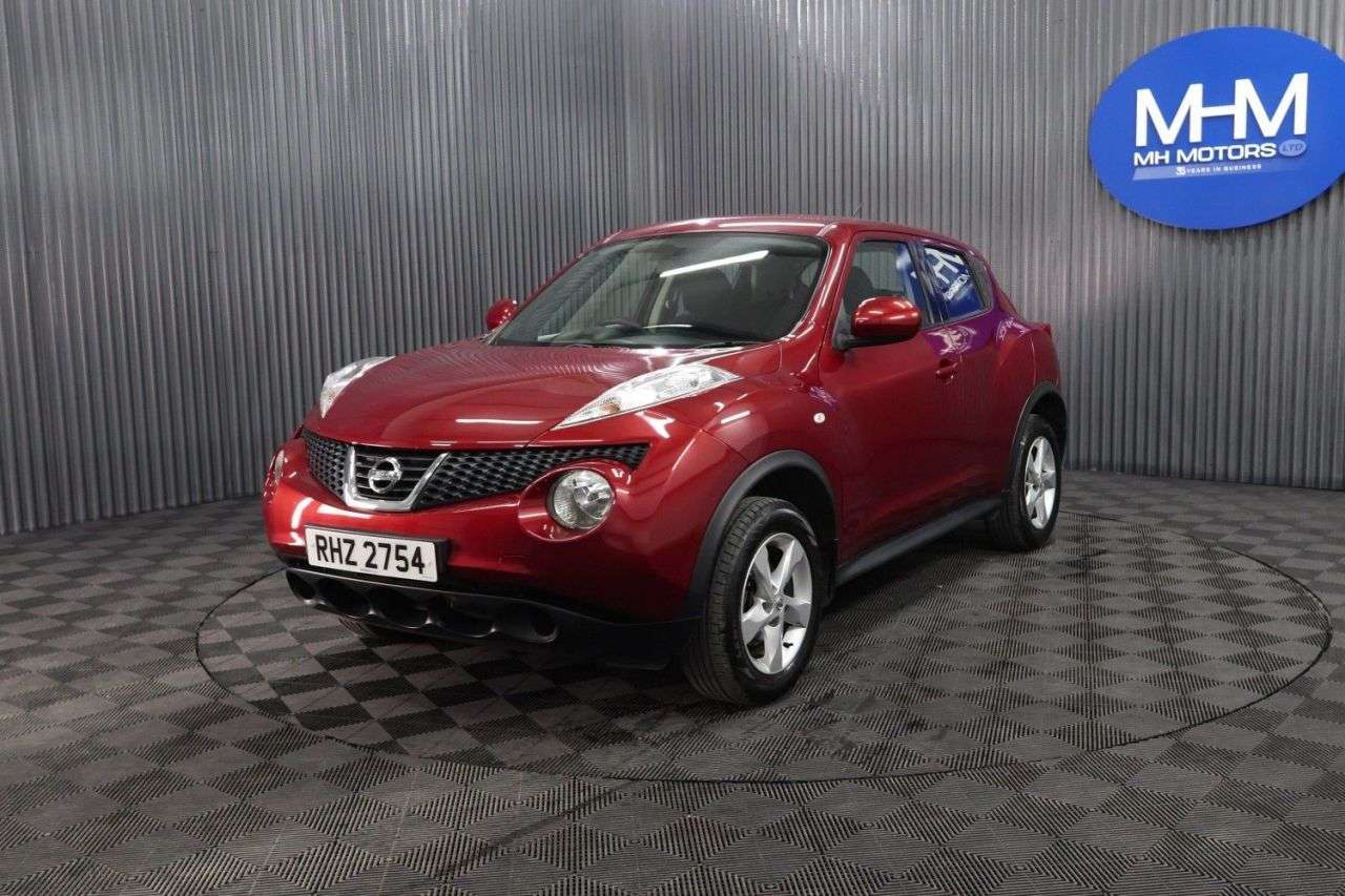 A 2013 NISSAN JUKE 1.6 Visia SUV 5dr Petrol Manual Euro 5 (94 ps) LONG MOT / LOWER GROUP 13 IN A 2013 NISSAN JUKE 1.6 Visia SUV 5dr Petrol Manual Euro 5 (94 ps) LONG MOT / LOWER GROUP 13 IN